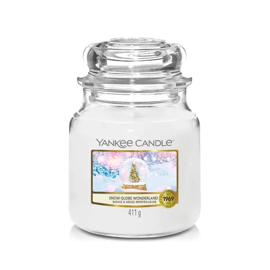Średnia Świeca Snow Globe Wonderland Yankee Candle |candleroom.pl