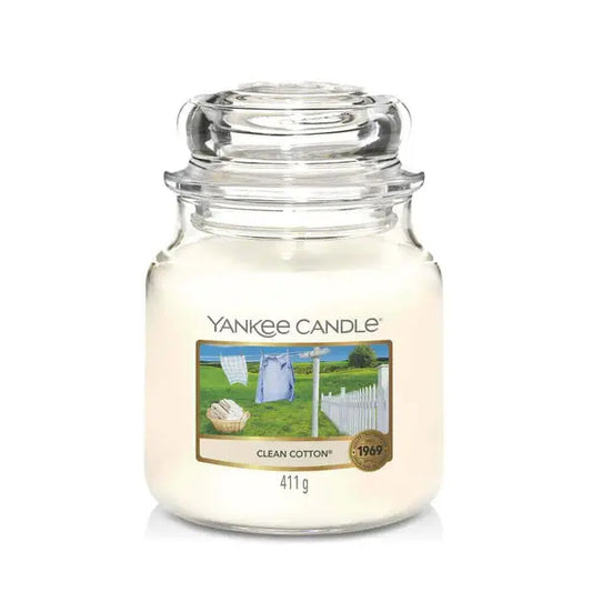 Średnia Świeca Clean Cotton Yankee Candle