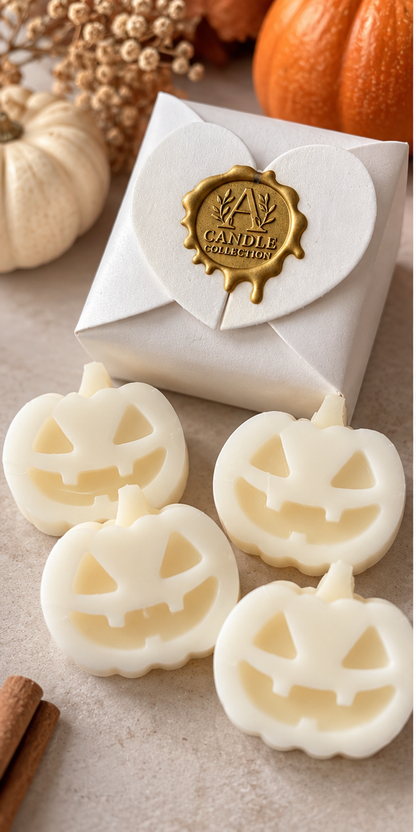 Cztery woski Pumpkin Spiced 32 g i ozdobne pudełko A Candle Collection